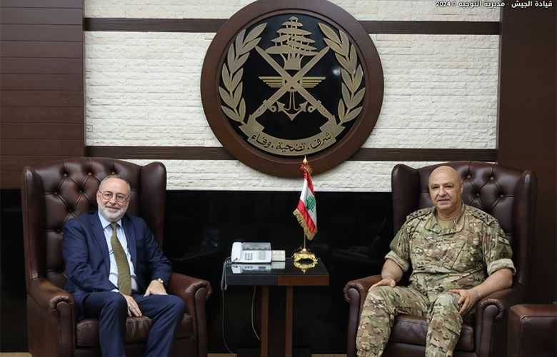 قائد الجيش استقبل
السفير النروجي