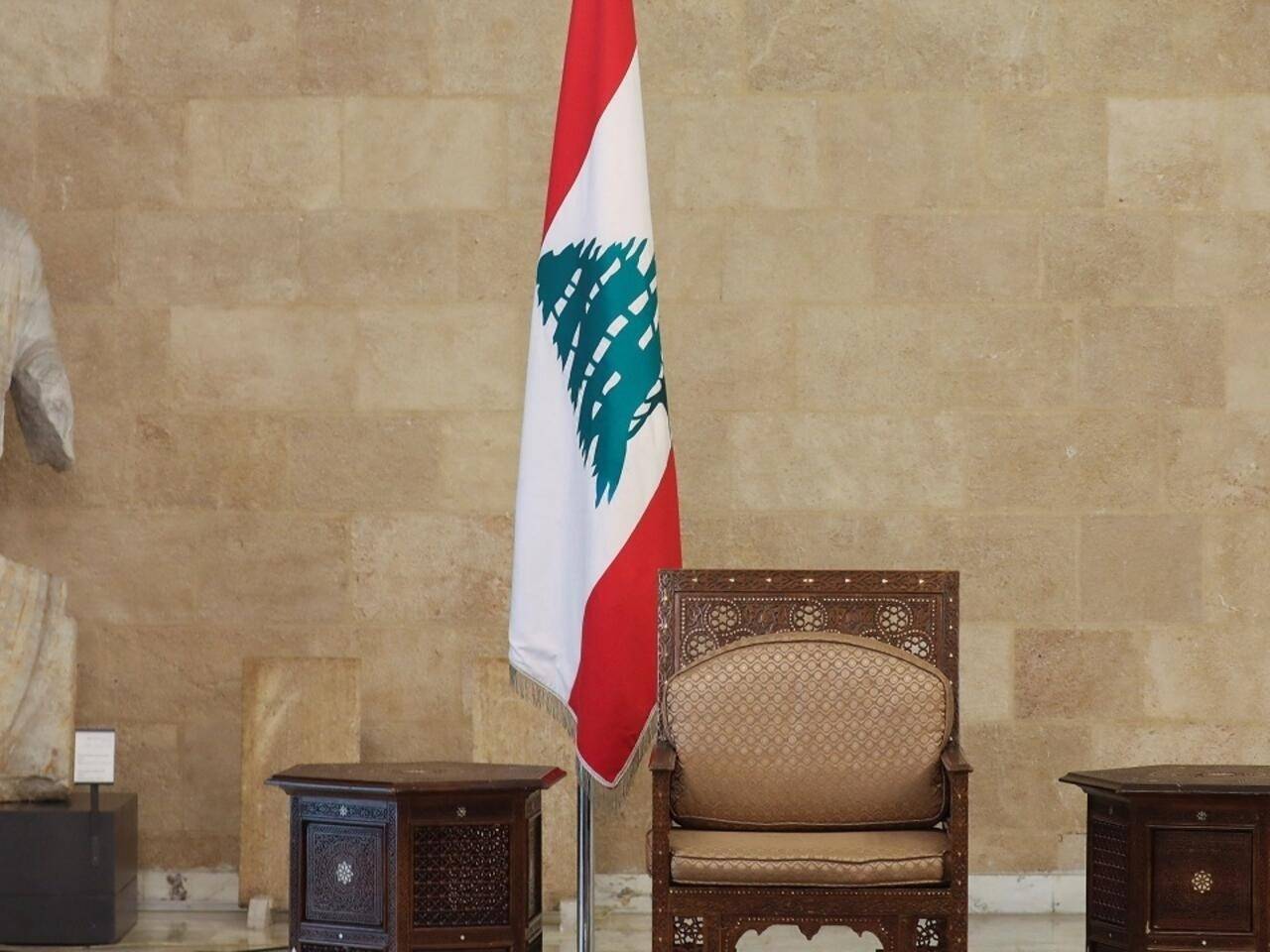 تفاؤل حذر والخيار الثالث بات عملياً خارج المعركة الرئاسية