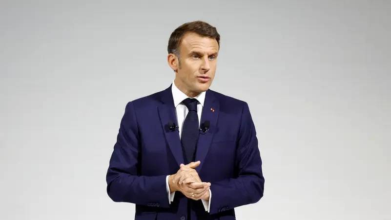 رغم انسحاب مرشحي المعسكر الرئاسي لصالح "الجبهة الشعبية الجديدة"... ماكرون: الحكم مع حزب "فرنسا الأبية" غير وارد