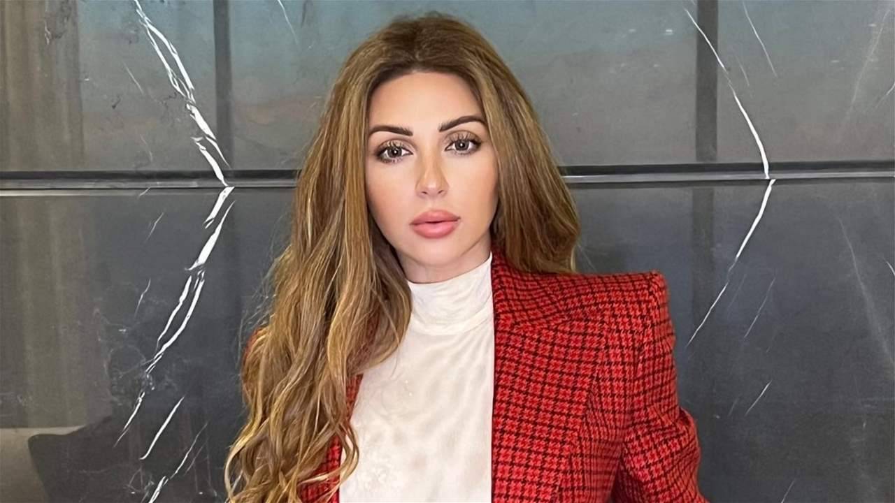 الجمهور يحاصر ميريام فارس لحظة وصولها الى المغرب