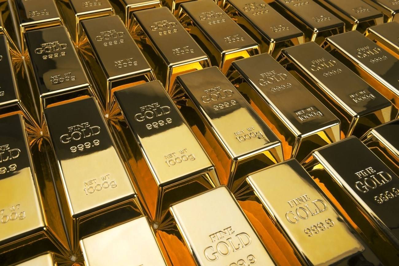 الذهب يتألق وسط بيانات اقتصادية ضعيفة وتوقعات خفض الفائدة