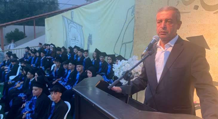 قبيسي: نأسف أن يكون هناك من يعترض
على الدفاع عن الوطن ومقاومة عن حدوده