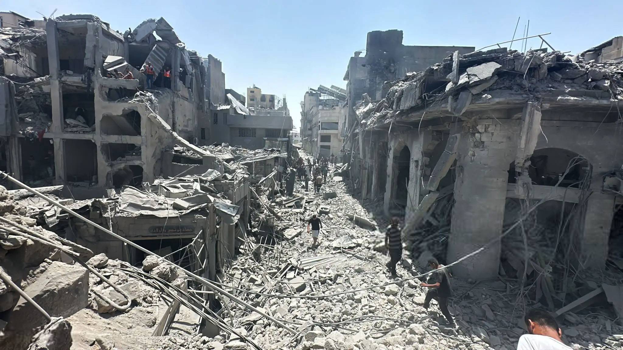 الجيش «الاسرائيلي» يضغط على الحكومة لقبول الصفقة... ونتنياهو يعتبر رد «حماس» مليئا بالألغام
حزب الله لـ«الديار»: ما تقبله حماس نقبله ونترقب المفاوضات في الدوحة