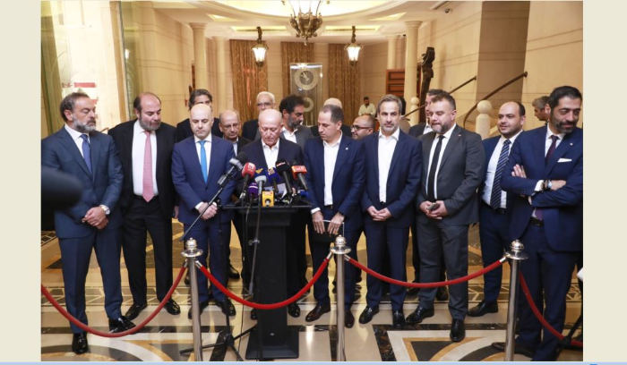 المعارضة تكرّر نفسها بثوب "خارطة طريق" رئاسيّة غير قابلة للصرف
نائب معارض: ليست مرتجلة أو مناورة... ويجب التعامل معها بروح إيجابيّة