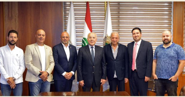 دبوسي بحث تعزيز العلاقات مع الغرفة
اللبنانية الاوسترالية النيوزيلندية