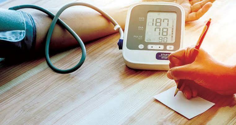 صحّة القلب في الطقس الحار... نصائح لمرضى ارتفاع ضغط الدم لتنظيمه