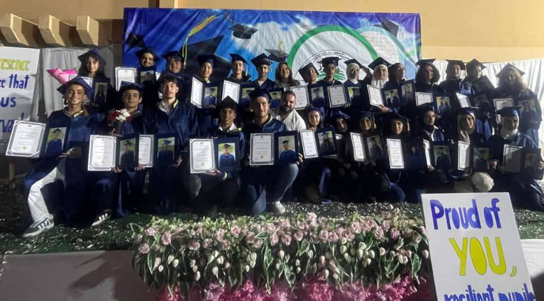 مدرسة مزرعة الشوف الرسميّة تحتفل بتخريج طلابها