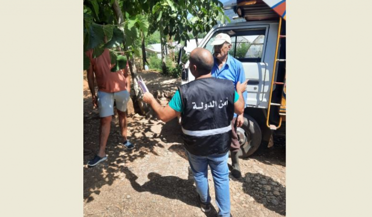 أمن الدولة في الشمال تُخلي بلدة كفرحزير من النازحين السورييّن