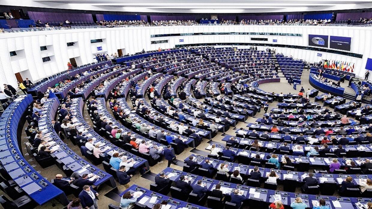 البرلمان الأوروبي يدين "مهمة السلام بشأن أوكرانيا" بقيادة أوربان