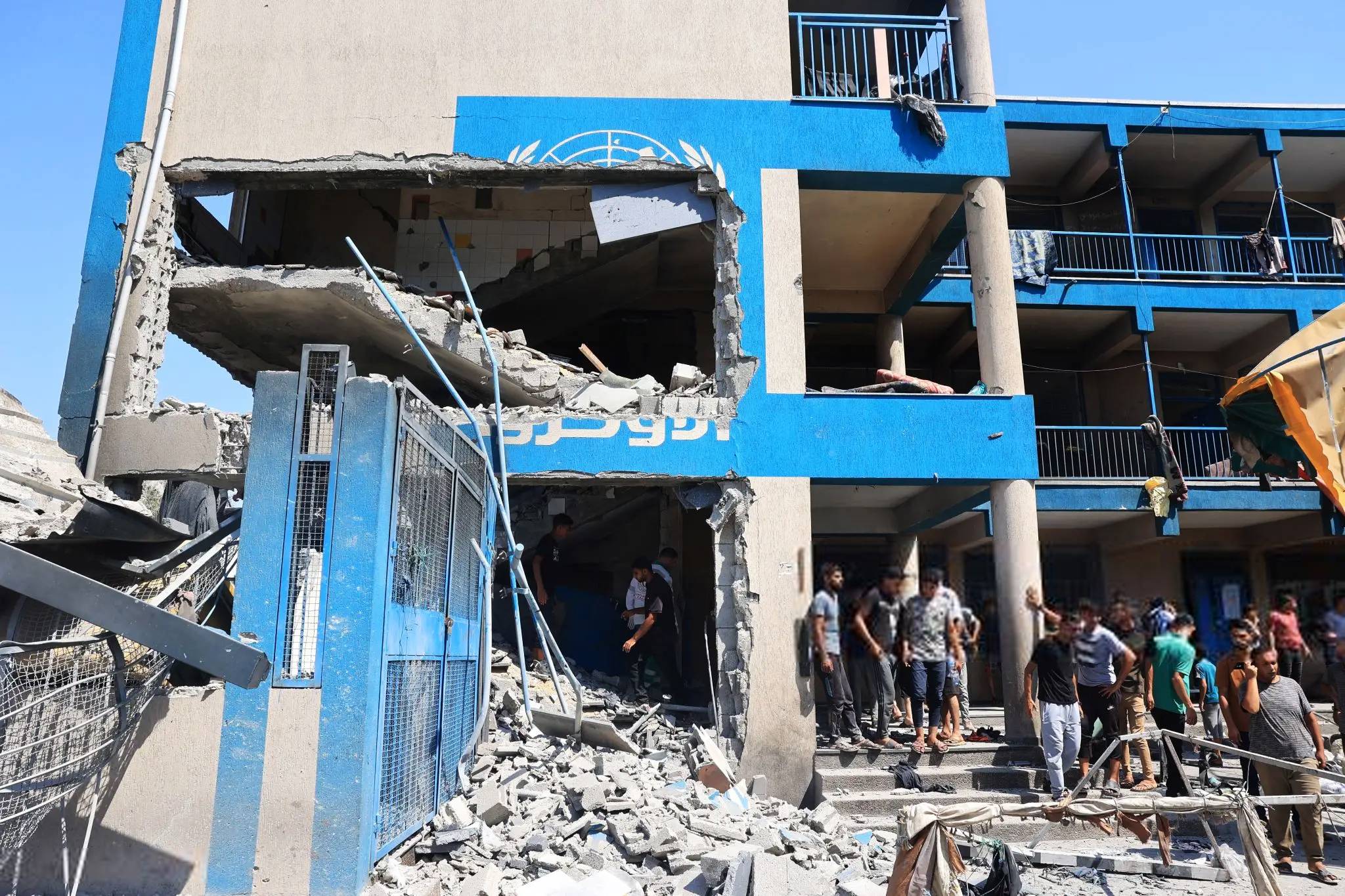 إحتدام الصراع بين نتنياهو والأحزاب الدينيّة المتطرّفة... هل تطير صفقة التبادل؟
«إسرائيل» تعاني من نقص في الدبابات... كمائن ومواجهات في رفح