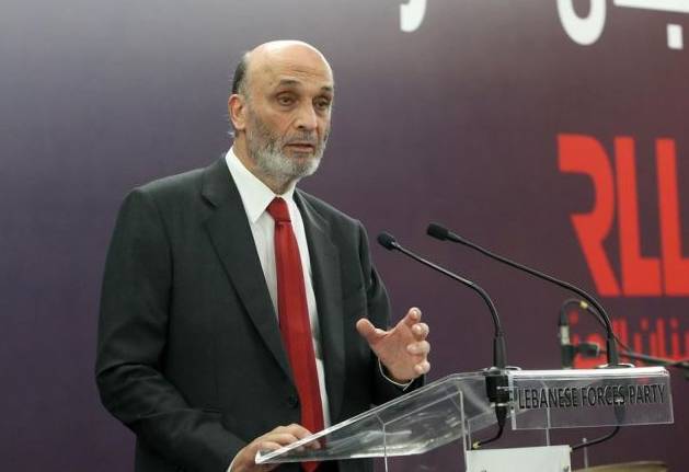 جعجع انتقد نواب "الوسط" الذين"يتهرّبون من المواجهة":
الوطني الحرّ يسعى وراء مصالحه الضيّقة