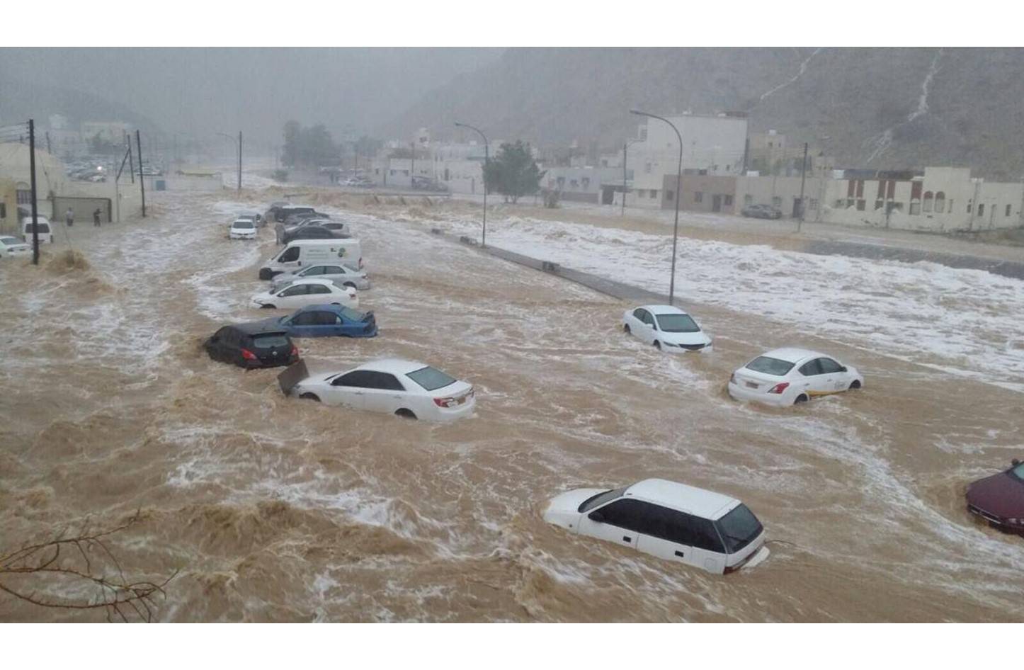 تغير المناخ يسبب تغيرا بأنماط هطول الأمطار وأعاصير أكثر شدة