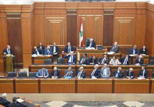 في مدى جواز رفع سن التقاعد والتوظيف الجديد في الادارات والمؤسسات العامة؟
جهاد اسماعيل لـ"الديار": رفع سن التقاعد في الادارات العامة يخالف أحكام الدستور