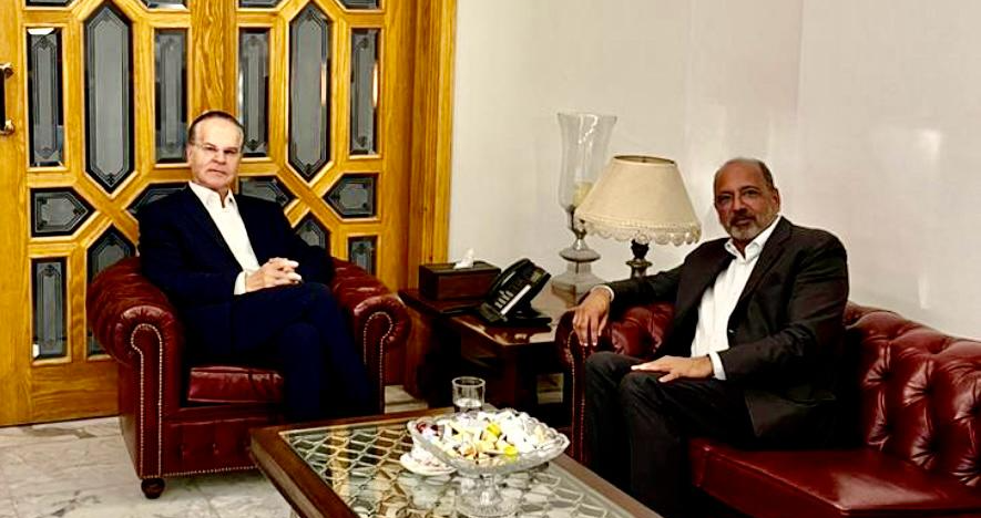 عدوان بحث مع ريزا
ملف الوجود السوري