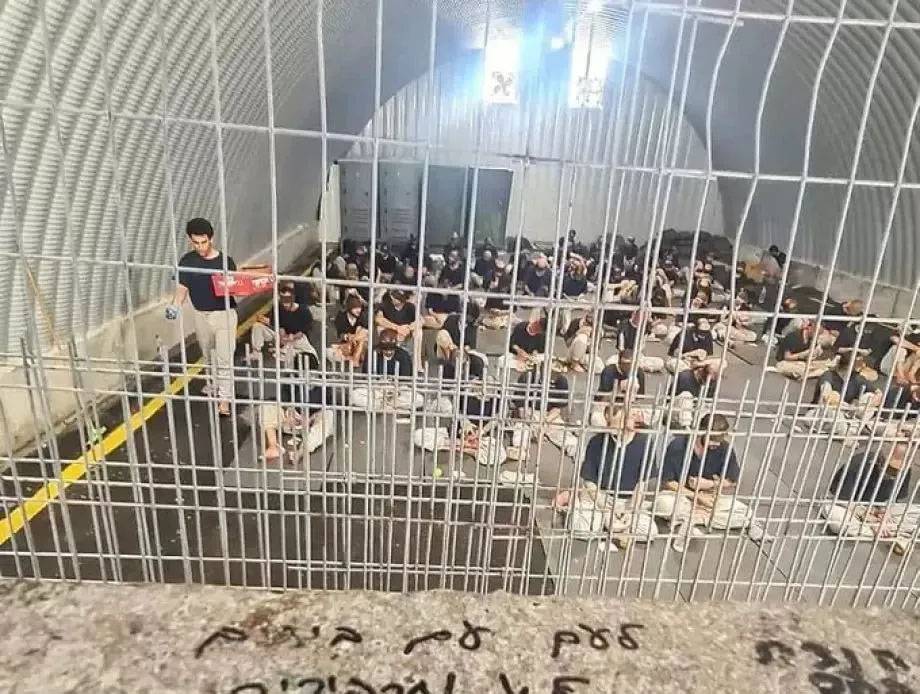 بعد محاصرة واقتحام قاعدتين إسرائيليتين... توصية بإغلاق معتقل تيمان وبن غفير في قفص الاتهام