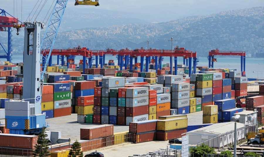 مدير عام المرفأ يلبّي نداء مستوردي المواد الغذائية