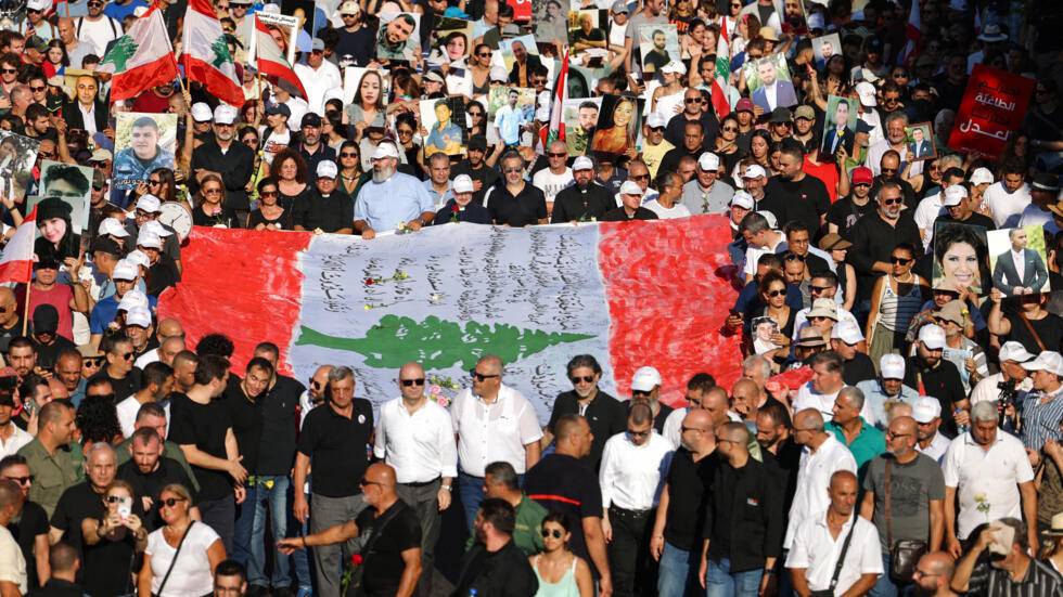 على وقع الآذان وقرع أجراس الكنائس.. إحياء الذكرى الرابعة لانفجار مرفأ بيروت