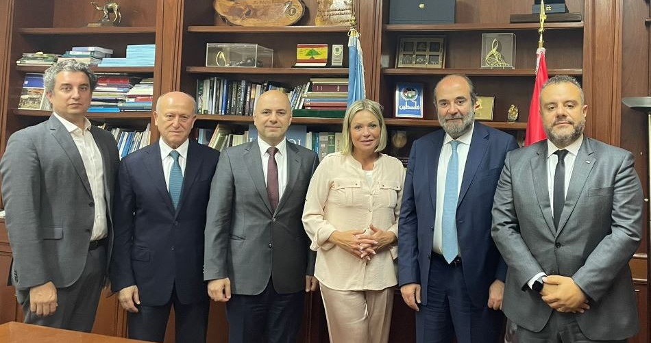 وفد من نواب المعارضة زار بلاسخارت:
نرفض إدخال لبنان في الحرب ونتمسّك بال ١٧٠١