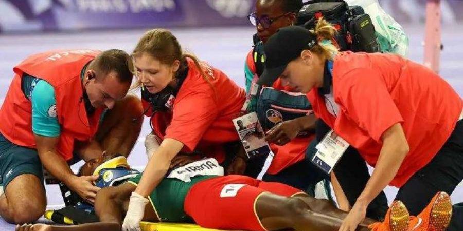 سقوط مروع لصاحب الرقم القياسي العالمي
في سباق الموانع بأولمبياد "باريس 2024"