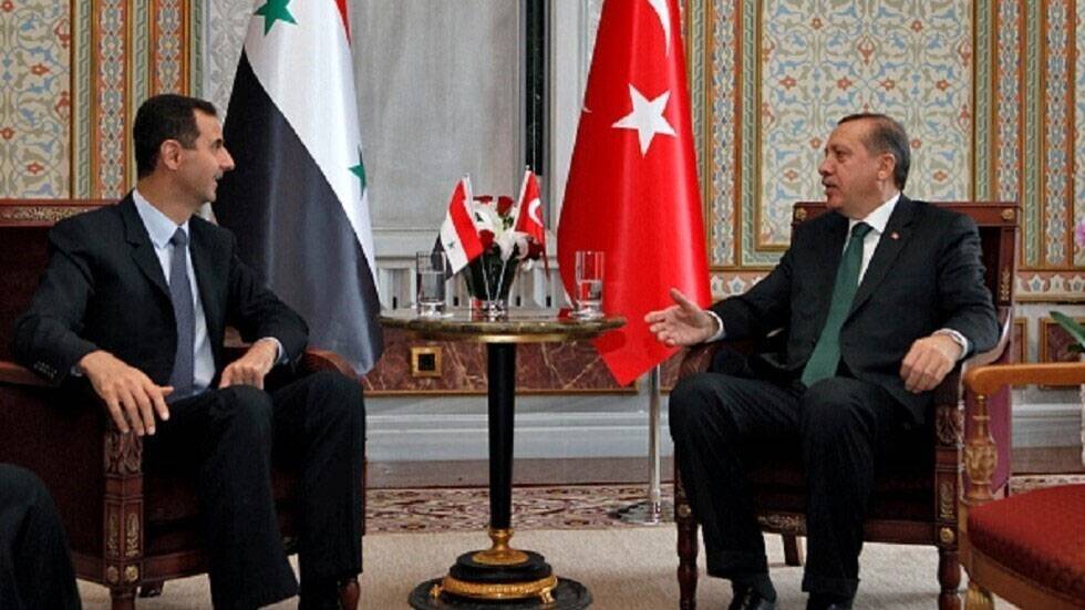 موسكو: مُستعدّون لاستضافة لقاء بين الأسد وأردوغان
قائد القوات الروسيّة في سوريا يصل الى القامشلي