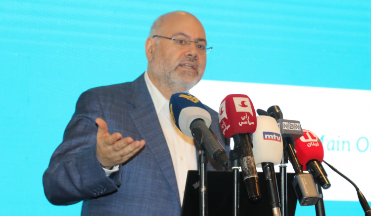 الأبيض: التحلي بإرادة التغيير السبيل لتخفيف
تكاليف القطاع الصحي وتحويله إلى منتج