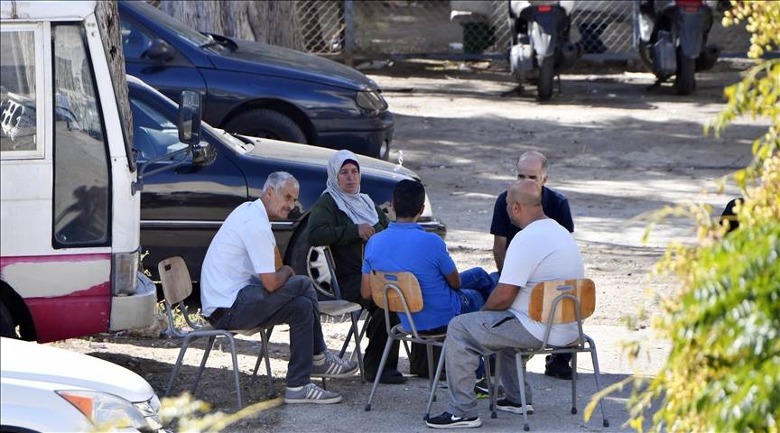 بيئة حاضنة وتضامن وطني مُقابل الإنقسام والإختلاف السياسي العميق
جنبلاط على خط الأزمة لاستقبال النازحين في الجبل: "اللي مش عاجبو يستقيل"