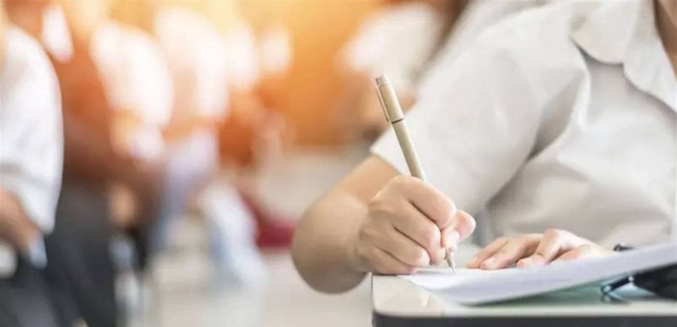 إسم طالب يثير جدلاً واسعاً بعد ظهور نتيجة الثانوية العامة.. ماذا يدعى؟