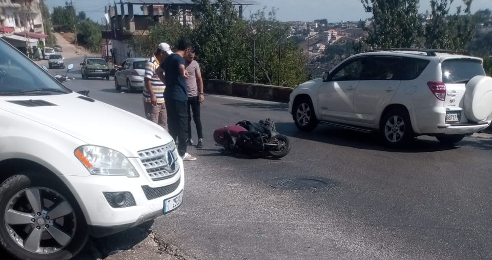 جرحى في حوادث سير متفرقة