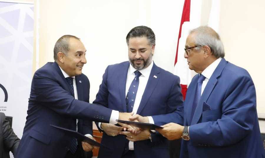 اتفاقية تعاون بين نقابة وسطاء التأمين ومصرف الإسكان

سلام: إنجاز وطني بامتياز