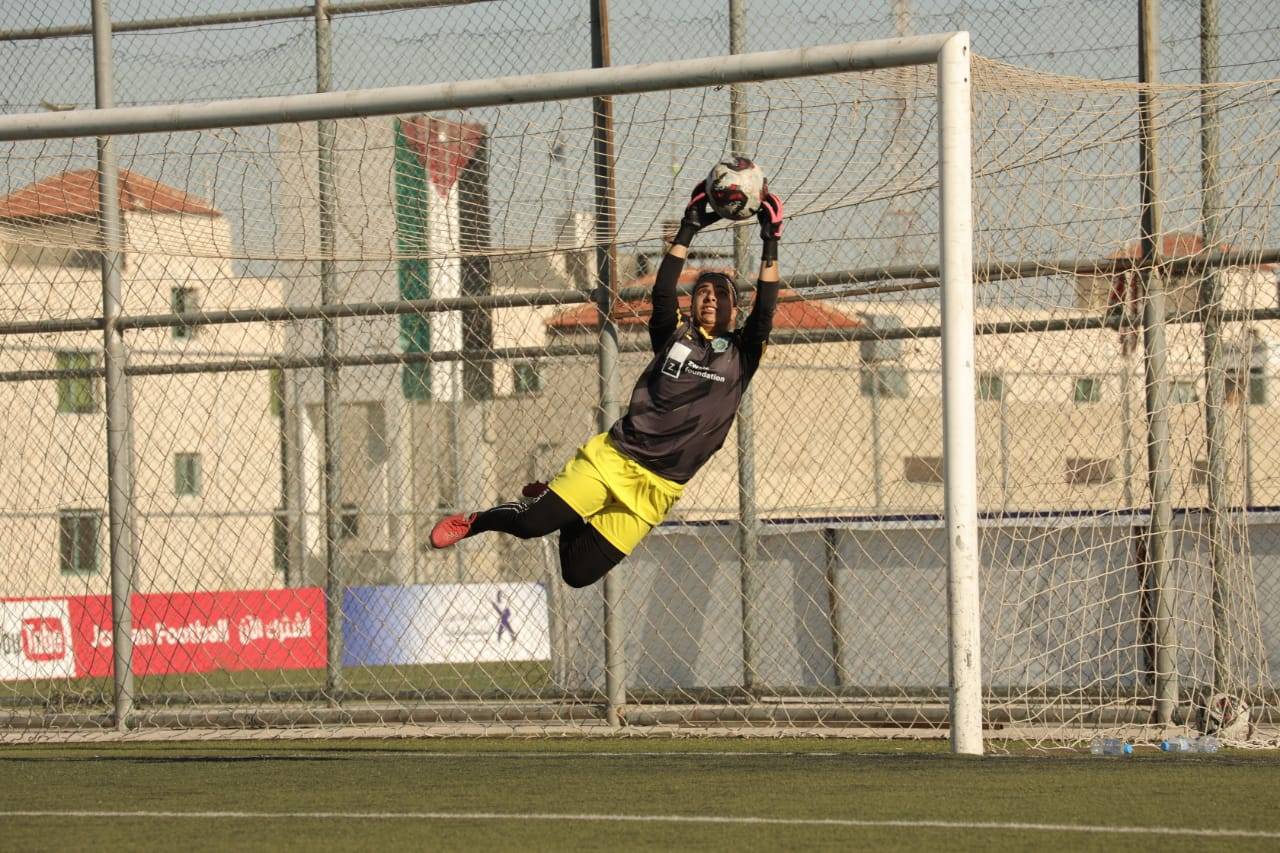 رشا ياغي لـ"الديار": دوري السيدات في لبنان
إلى تراجع وأجمل مباراة لي كانت أمام أستراليا