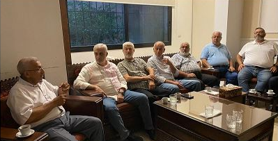 سعد عرض مع وفد  مخاتير صيدا خطة الطوارىء