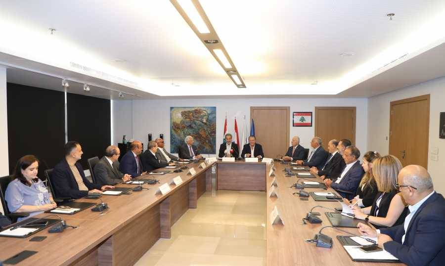 توقيع مذكرة تعاون بين اتحاد الغرف اللبنانية ومؤسسة معوض