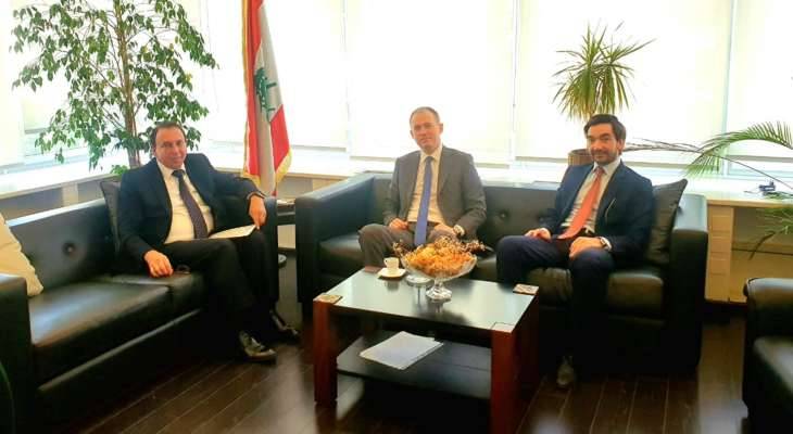 شرف الدين بحث مع القائم بالأعمال
الروسي تفعيل ملف عودة النازحين