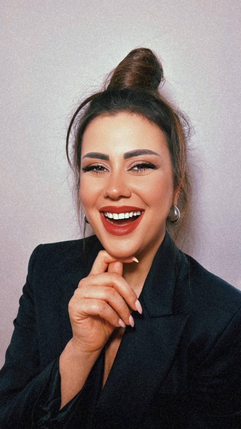 الممثلة ستيفاني سالم تكشف تفاصيل للمرة الأولى في حديث لـ"الديار": حياتي الشخصية أبعدتني عن التمثيل... وهذا واقع الوسط!