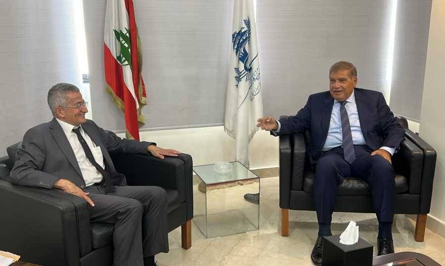 سقلاوي بعد لقائه الخليل: تسلّم محاصيل

التبغ استثنائياً اعتباراً من 10 أيلول
