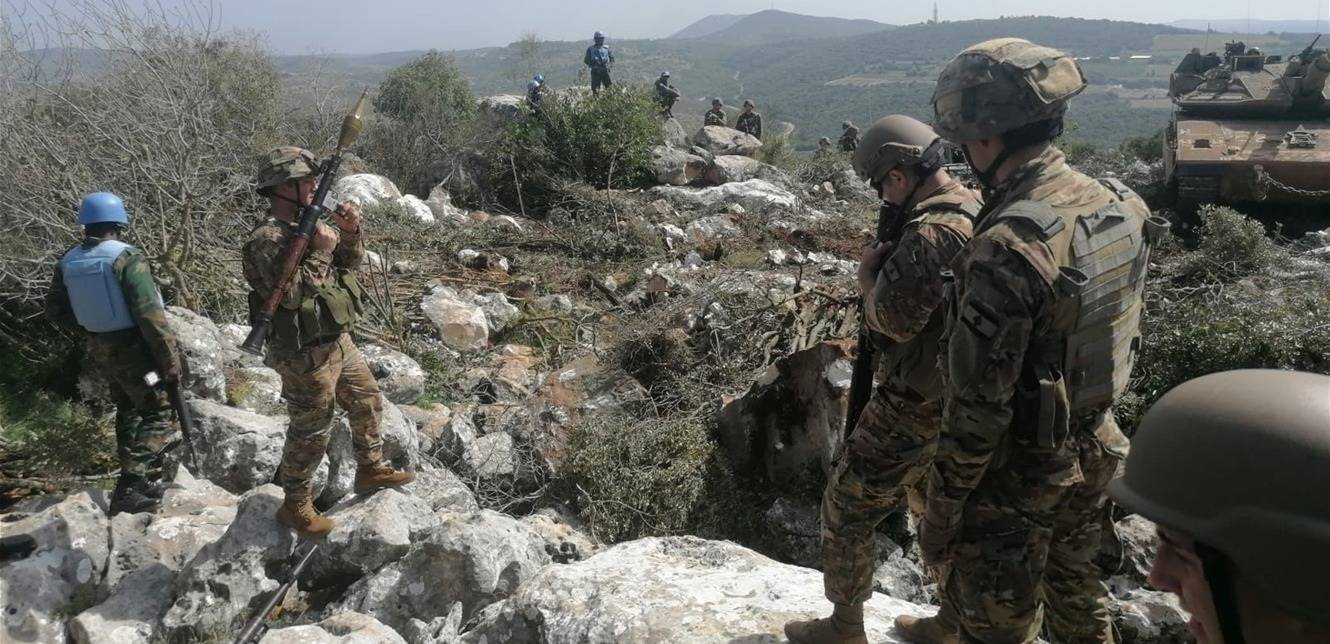 إنتشار الجيش جنوباً تتداخل فيه الحسابات الإقليميّة والداخليّة
التطوّع قائم... وخطة عسكريّة جاهزة