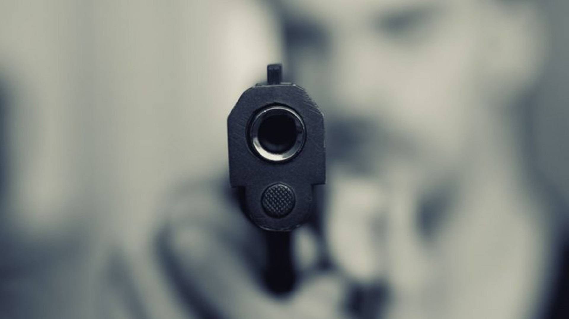 فاجعة في روميه... عنصر في مغاوير الجيش يقتل زميله
...وقيادة الجيش تكشف ملابسات الحادثة