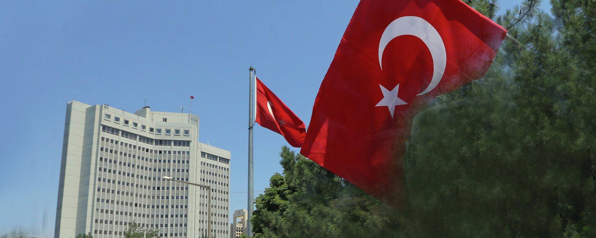 تركيا: "إسرائيل" تلعب بالنار وتسعى لنشر الحرب على جبهات مختلفة
