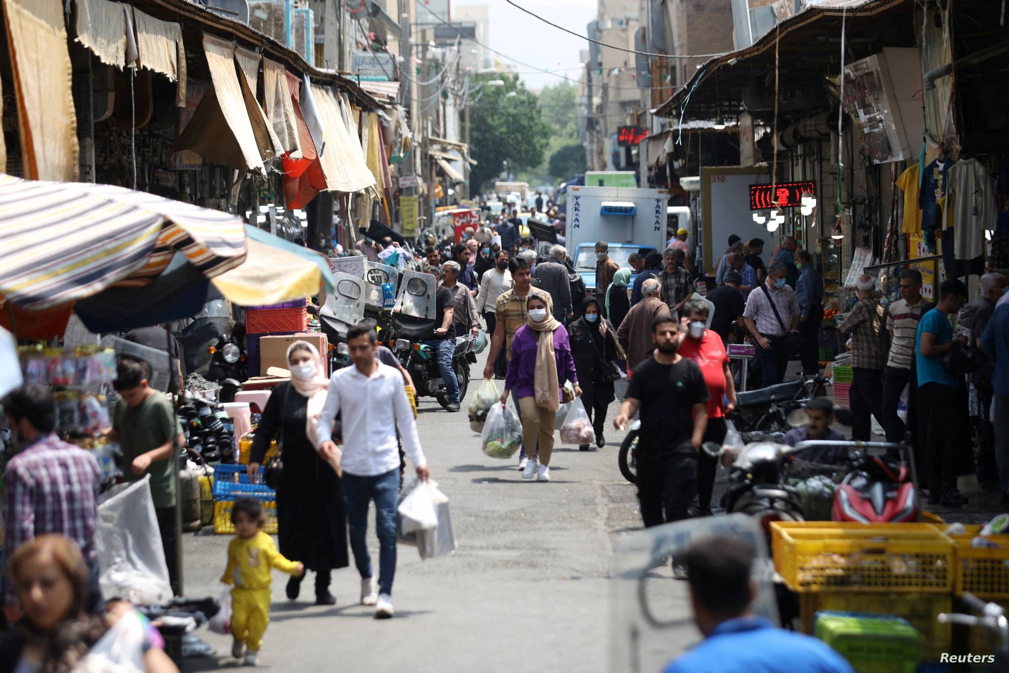 على وقع العقوبات الأميركية... مستوى الفقر في إيران إلى إرتفاع