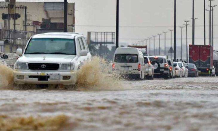 عشرات القتلى والمفقودين في سيول اليمن