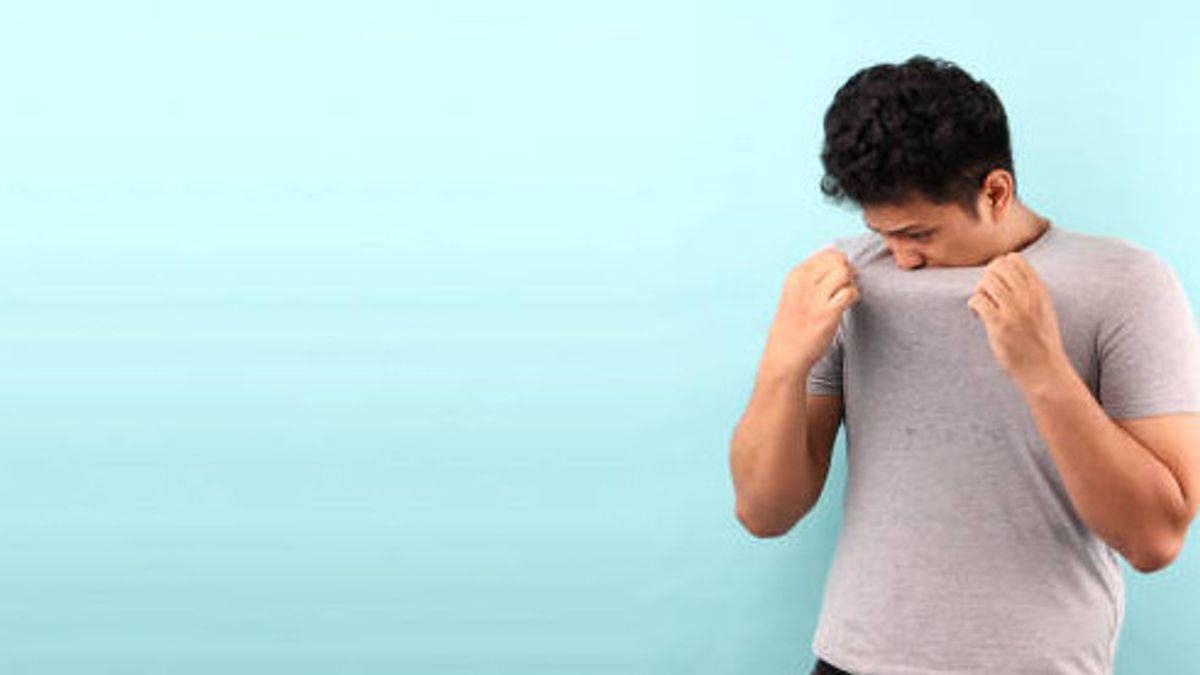 أسرار رائحة الجسم الكريهة... إكتشف الأسباب الحقيقيّة!