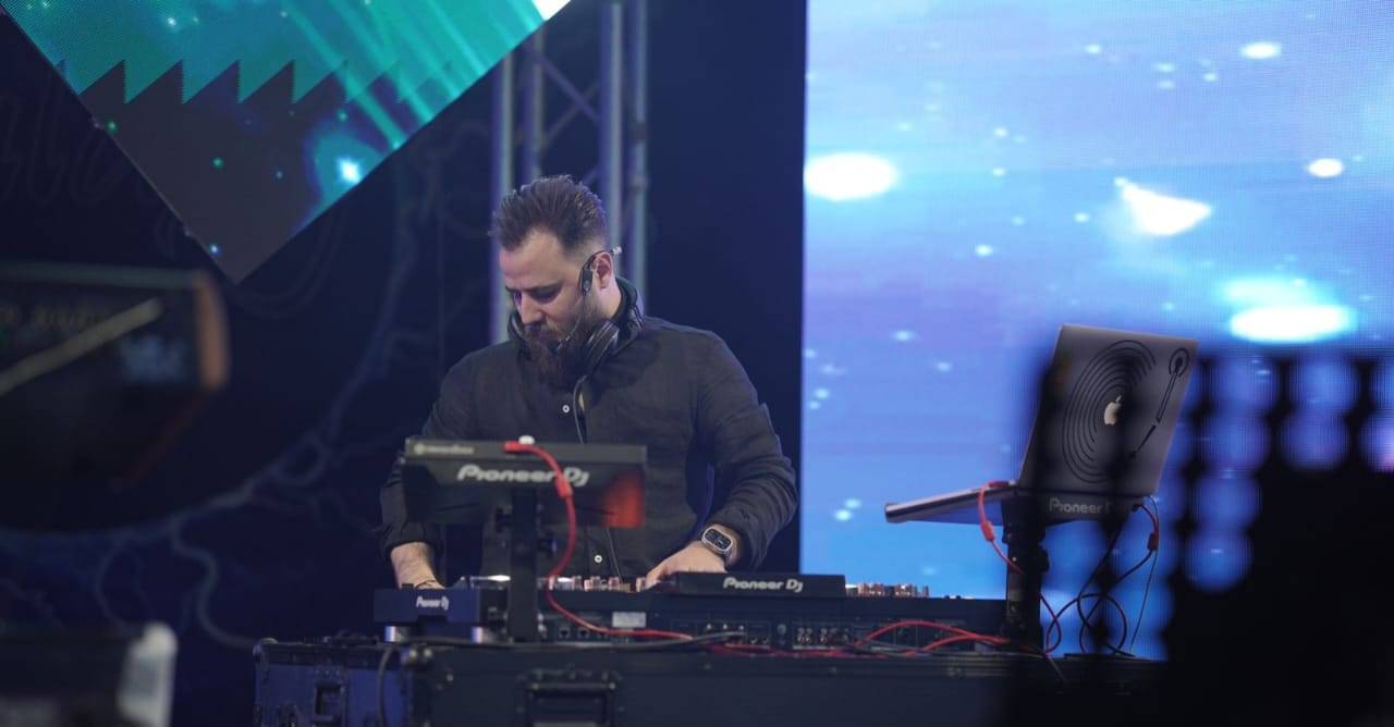 بعد نجاحه في عدد من الدول العربية..ما جديد DJ FANAR؟