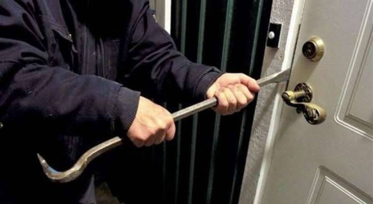 سرقة "فيلا" في تلال بلدة مجدليون
بعد تكبيل الحارس وعائلته