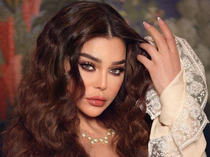 روتانا في ردّ حاسم حول حذف أغنيات هيفا وهبي عن تيك توك