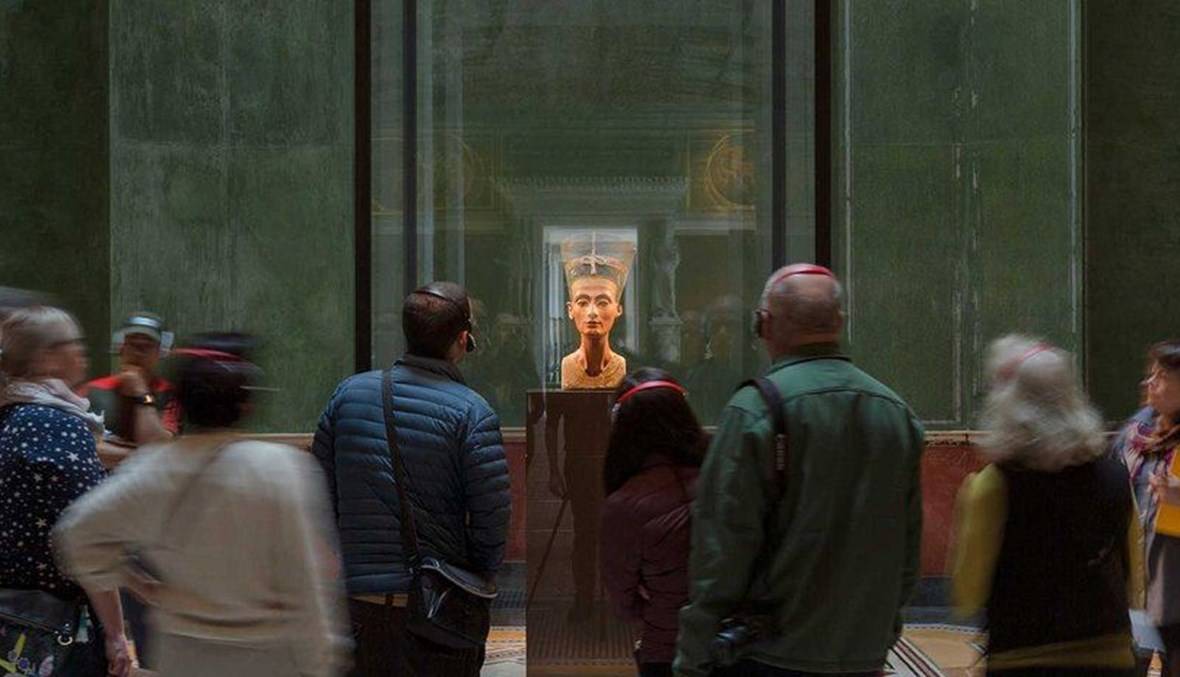عالم آثار مصري يطالب بإعادة رأس نفرتيتي