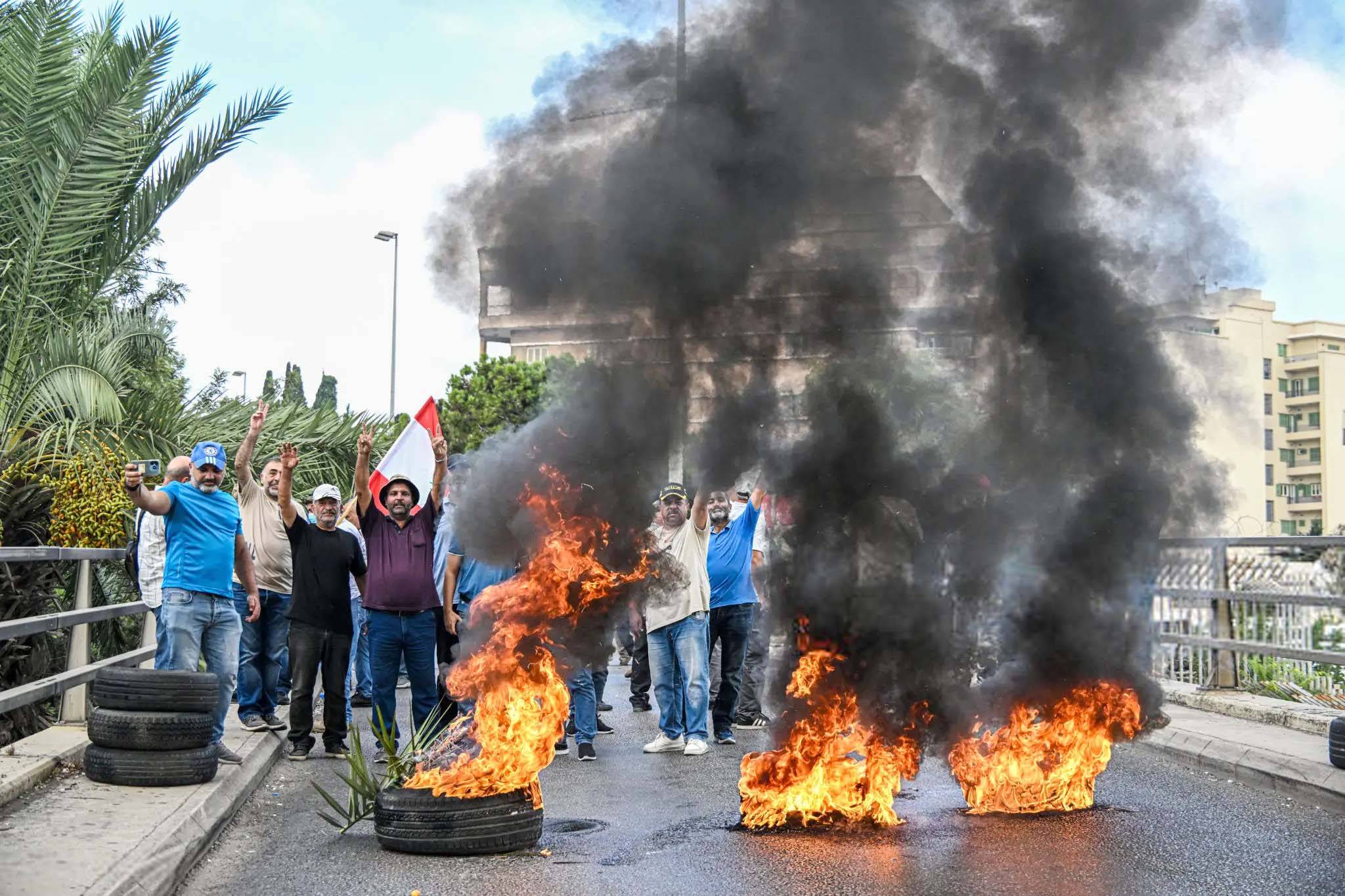 جبهة الشمال تحدد مصير نتانياهو... انتشار روسي في تلال القنيطرة
العسكريون المتقاعدون: مصالح واعمال الوزراء اهداف مشروعة