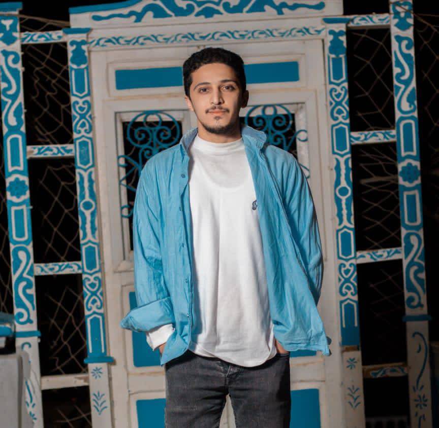 الفنان أحمد عبدالعزيز يكشف عن دوره في «أزمـة نفسية»