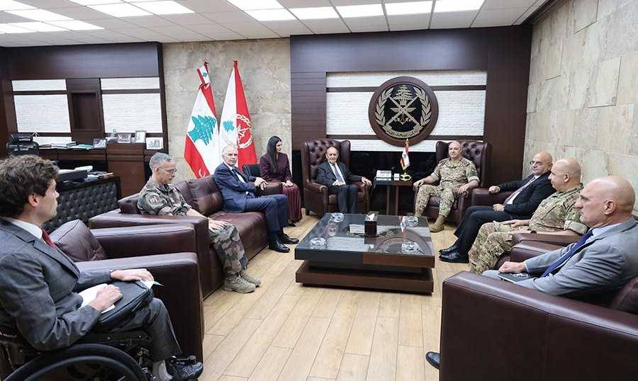 لودريان في بيروت... ولقاء مع قائد الجيش