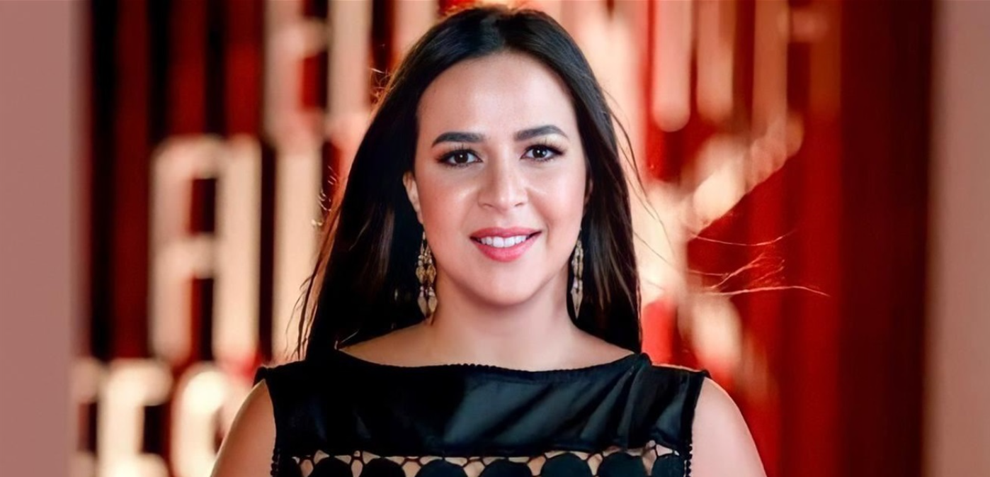 بعد نشرها صورة وهي تضع قناع الأوكسجين... هذه آخر تطورات حالة إيمي سمير غانم الصحية