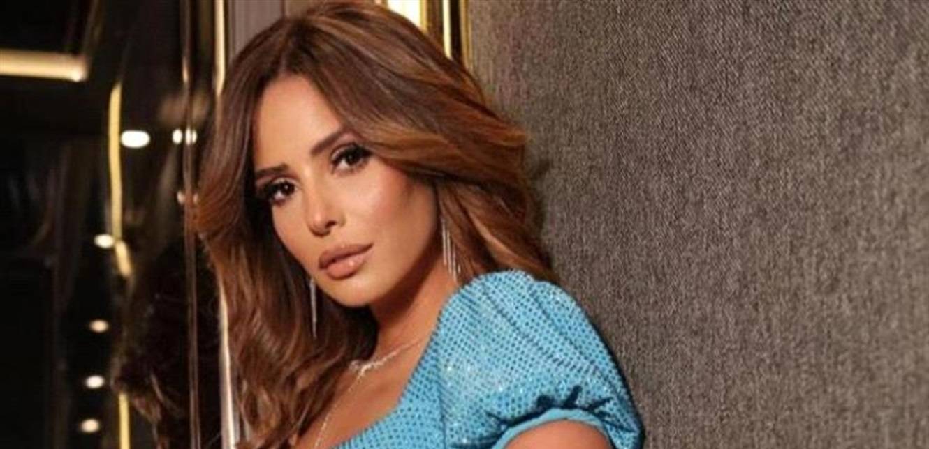 إيمان العاصي في موقف صعب
